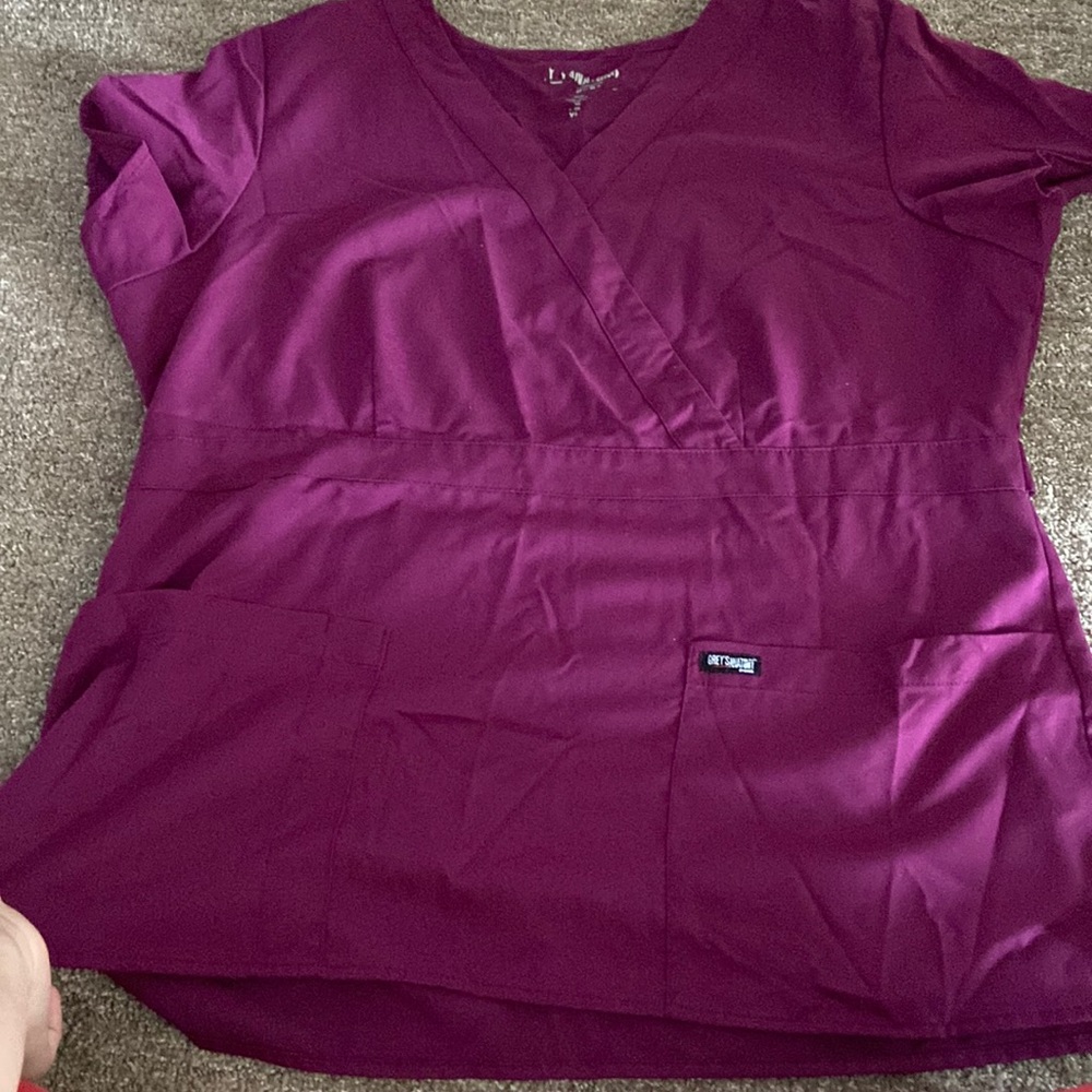 Scrub top